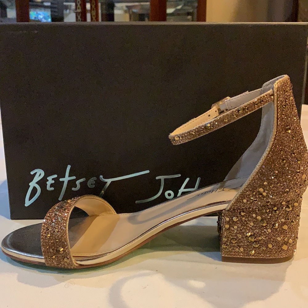 Champagne Gold - Heeled Sandals